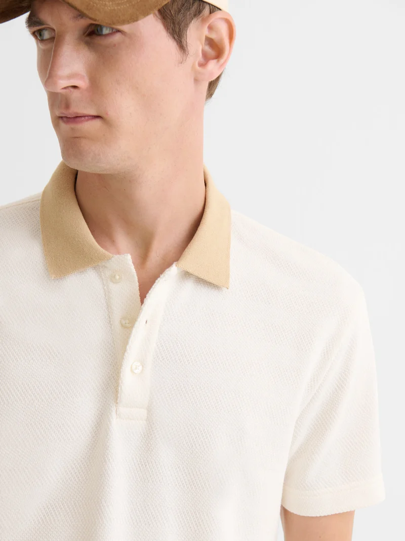 Polo boutonné en jacquard