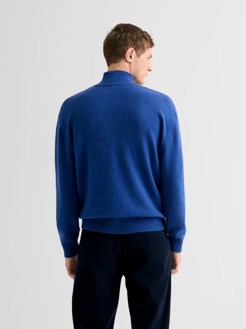 Pull col cheminée en laine mélangée