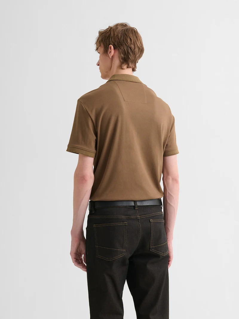 Polo boutonné