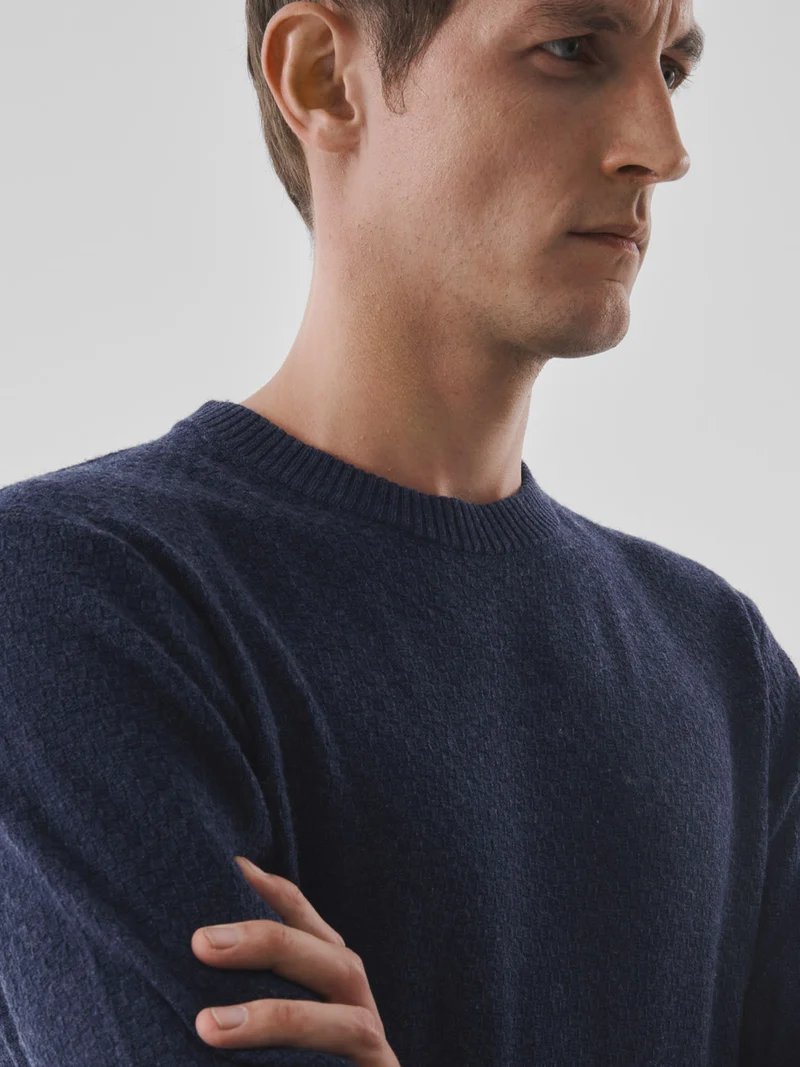 Pull col rond effet damier
