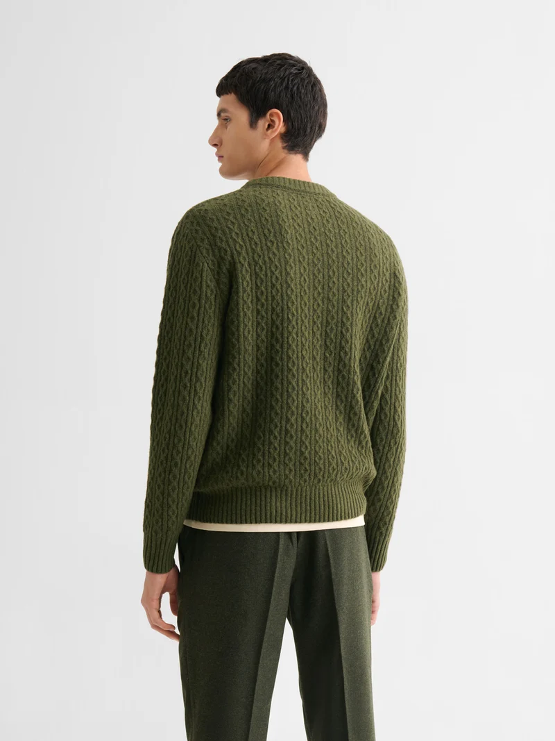 Pull col rond en maille torsadée