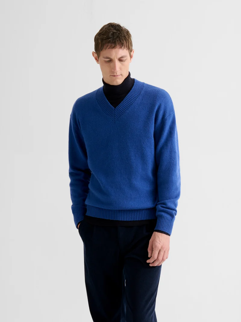 Pull maille col V en laine mélangée