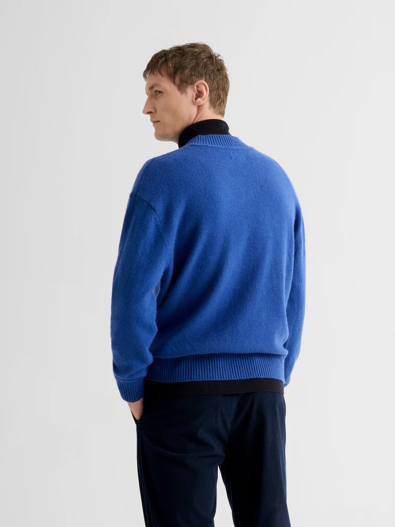 Pull maille col V en laine mélangée