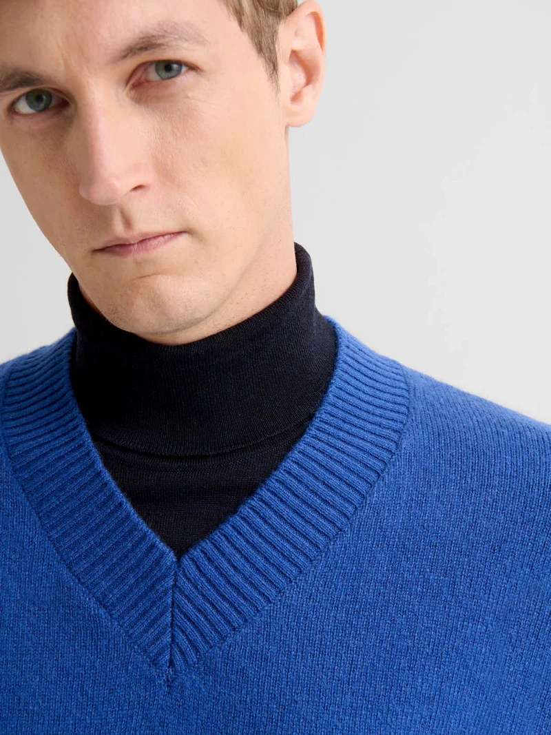 Pull maille col V en laine mélangée