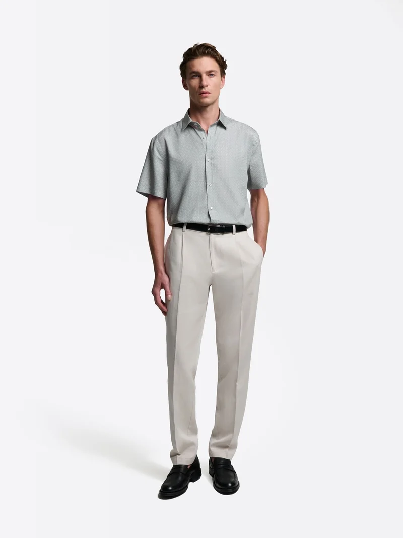 Chemise manches courtes slim à motif
