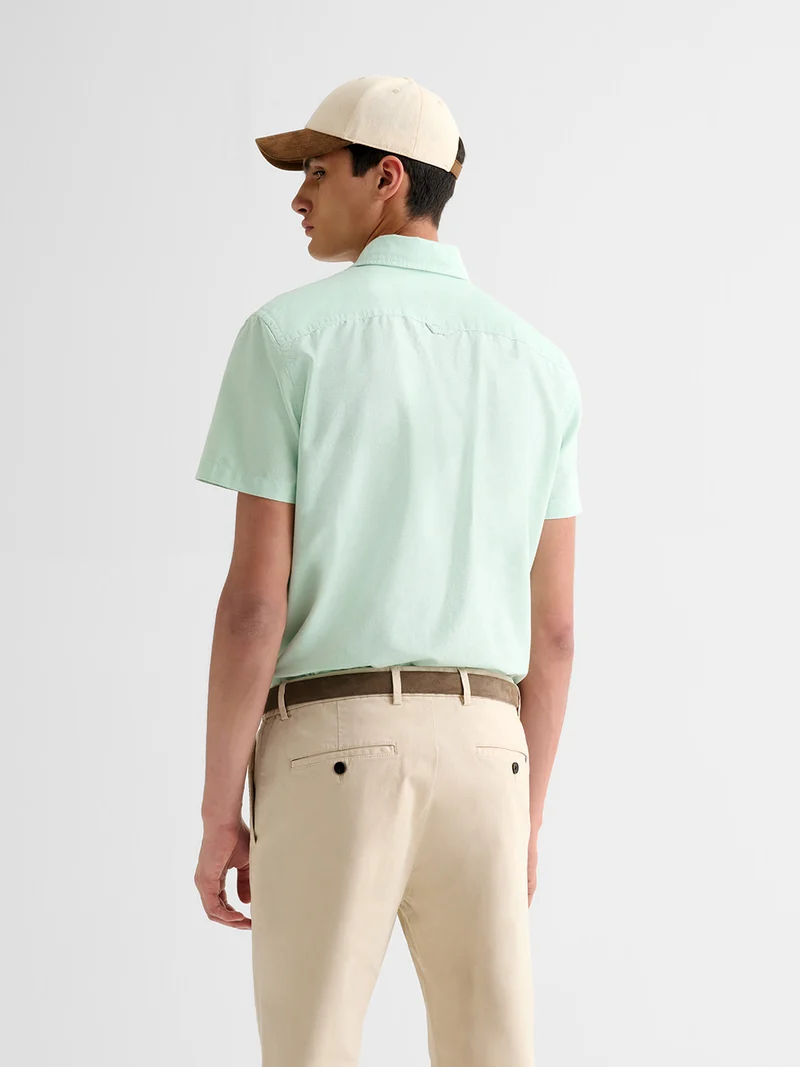Chemise manches courtes slim en popeline