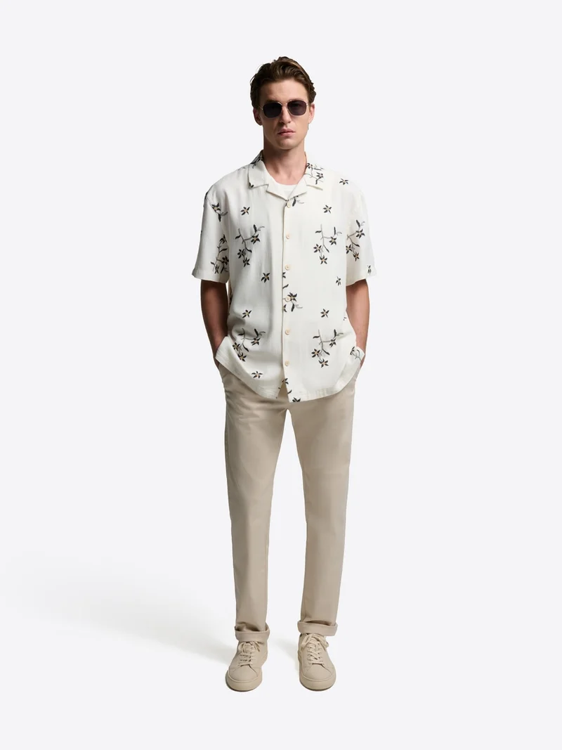 Chemise manches courtes regular fleurie