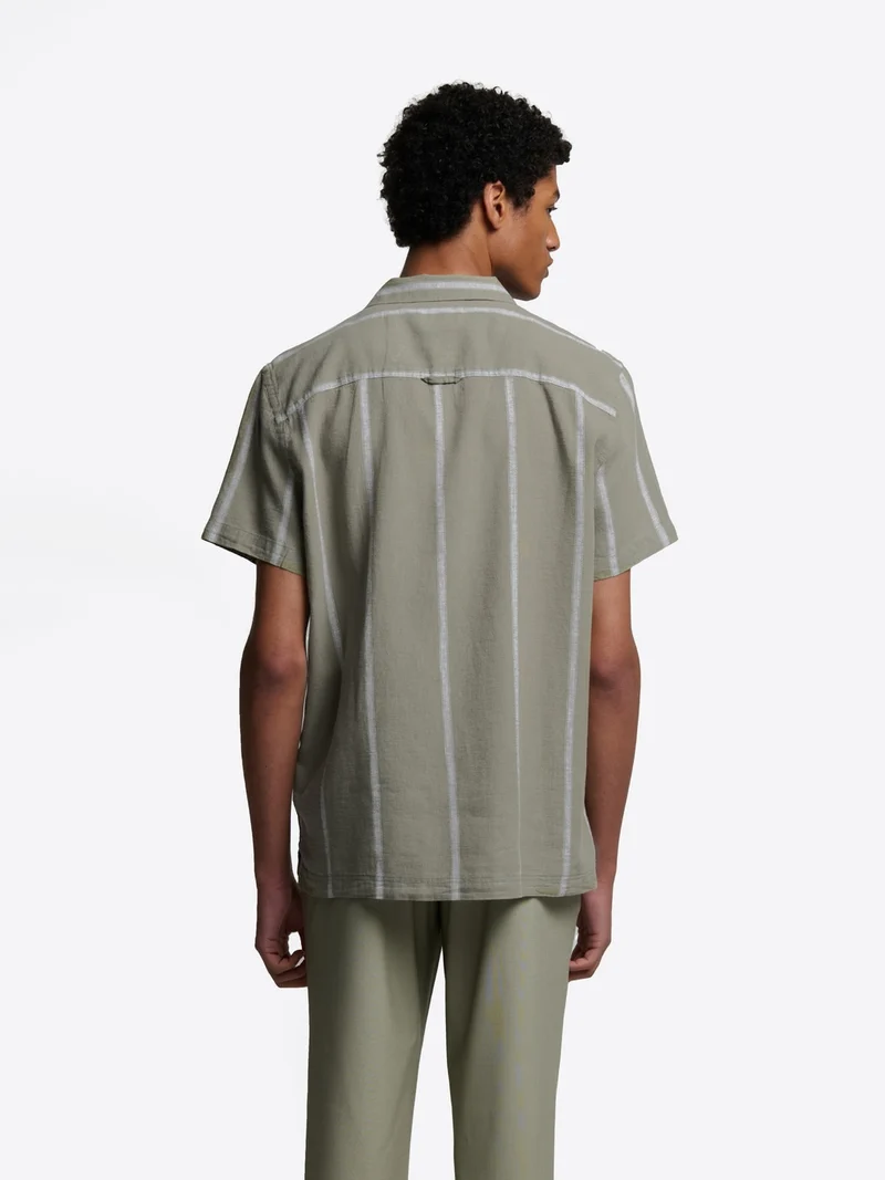 Chemise manches courtes en coton lin