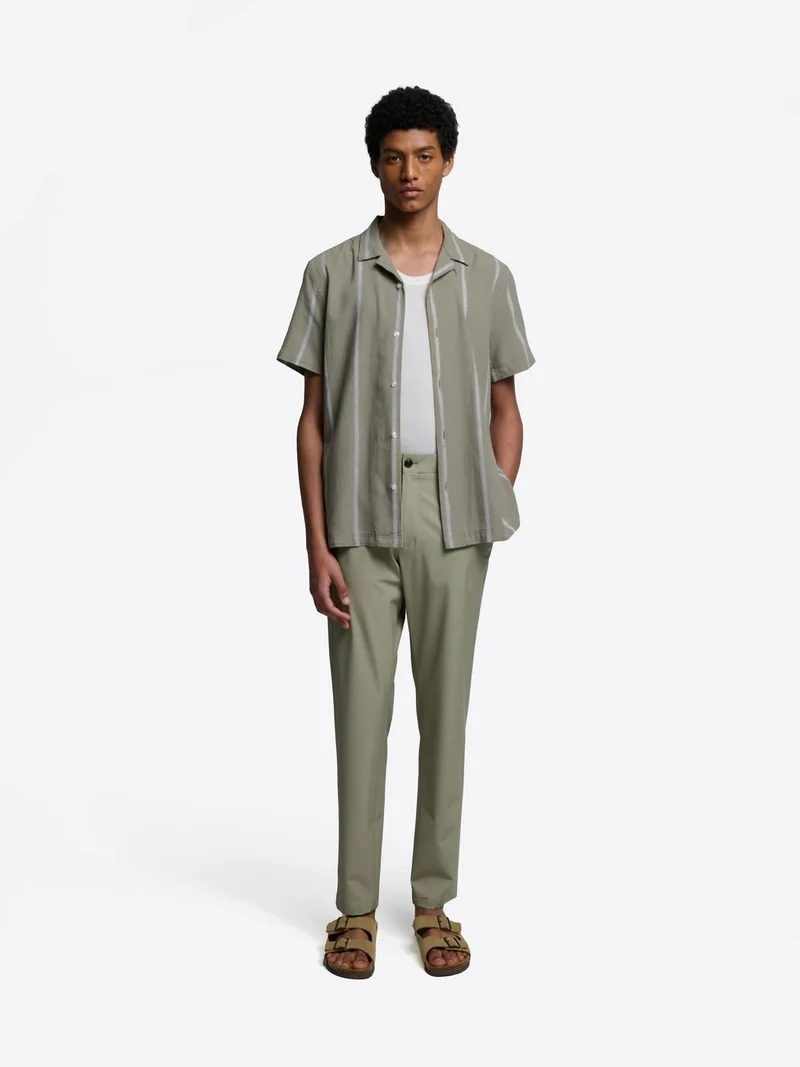 Chemise manches courtes en coton lin
