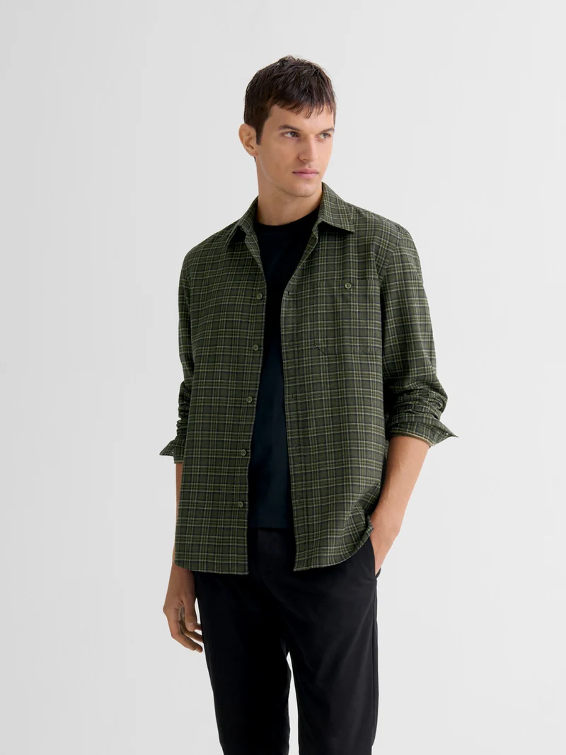 Chemise slim en coton à carreaux