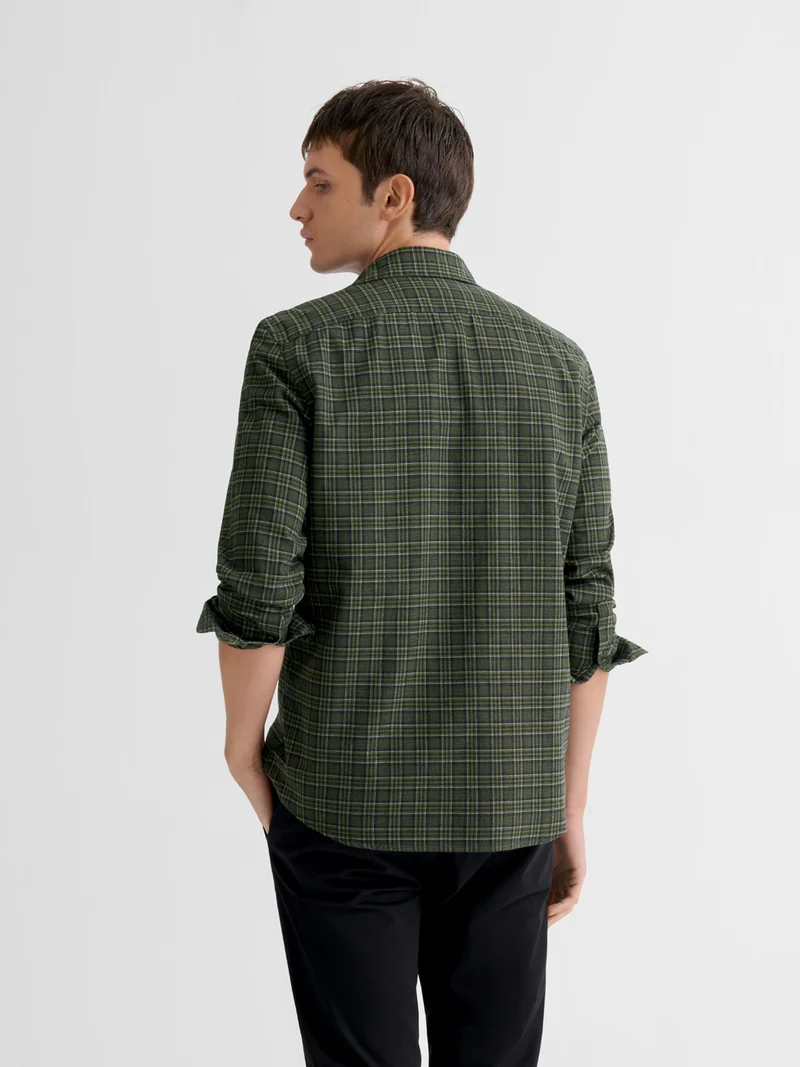 Chemise slim en coton à carreaux