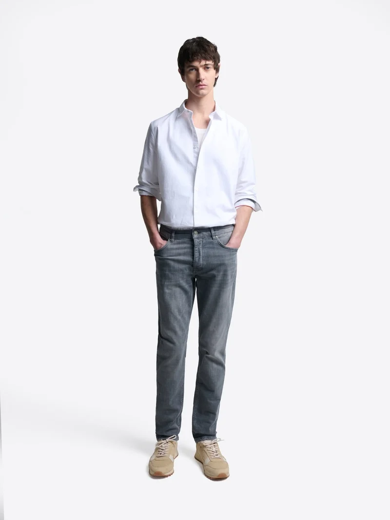 Chemise slim en coton bio unie