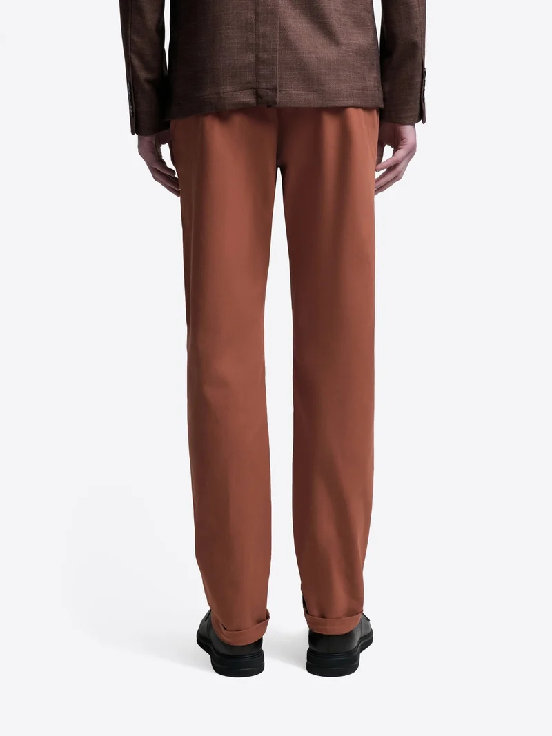 Chino slim en coton mélangé