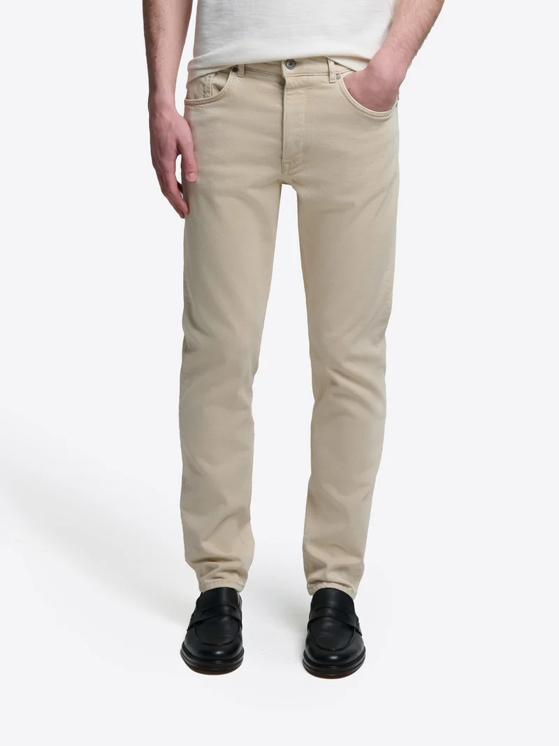 Jean couleur regular en coton lyocell