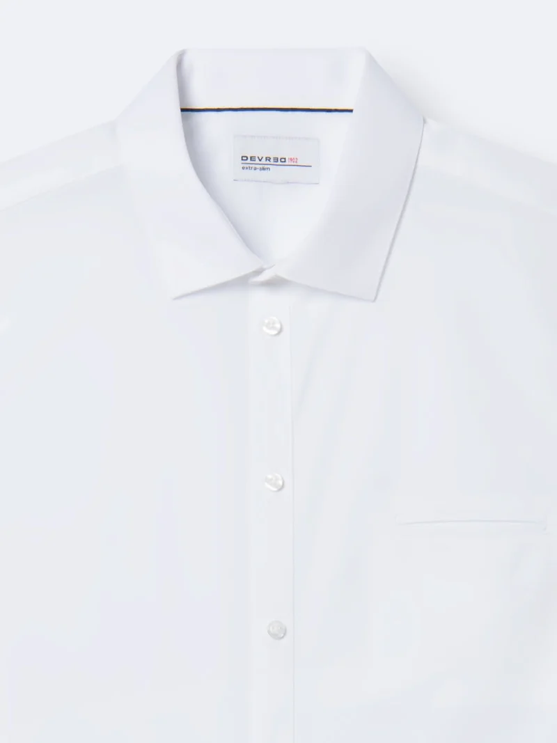 Chemise stretch facile à entretenir