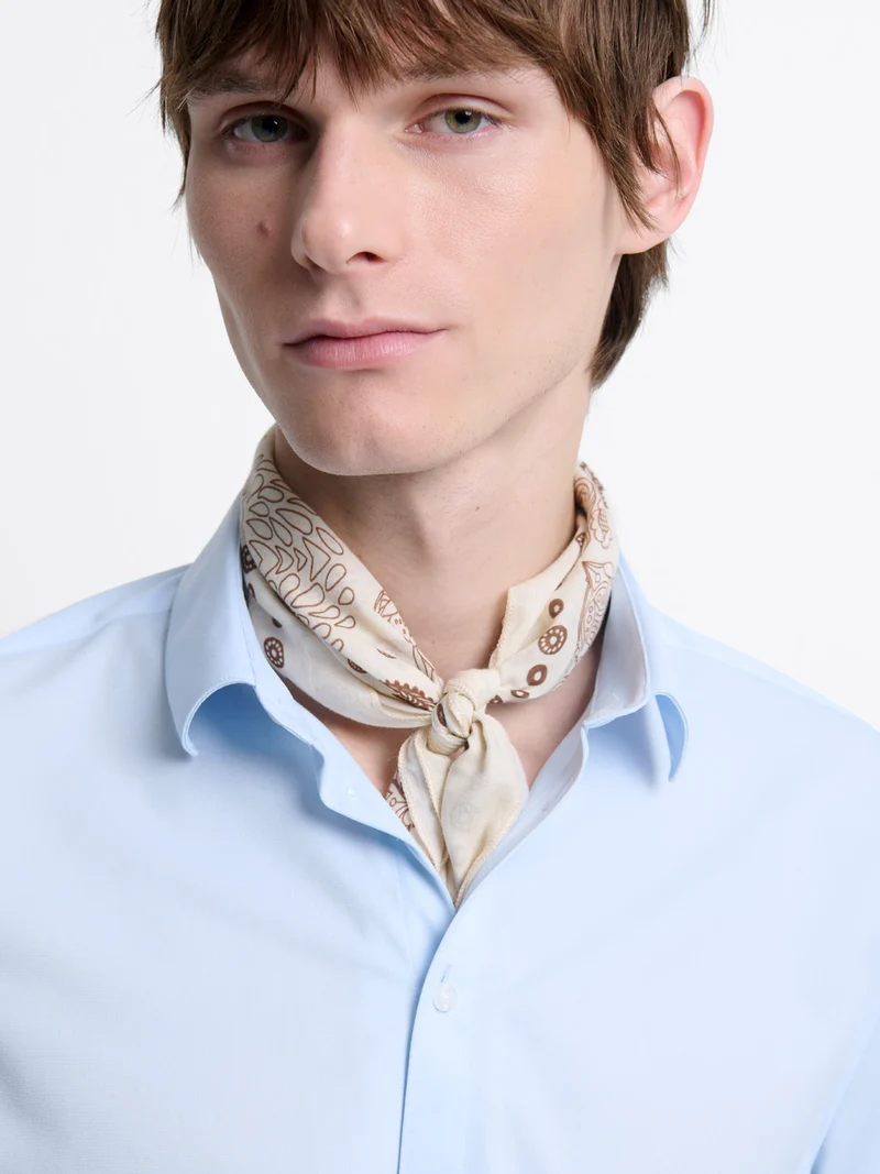 Chemise extraslim tissu traveler