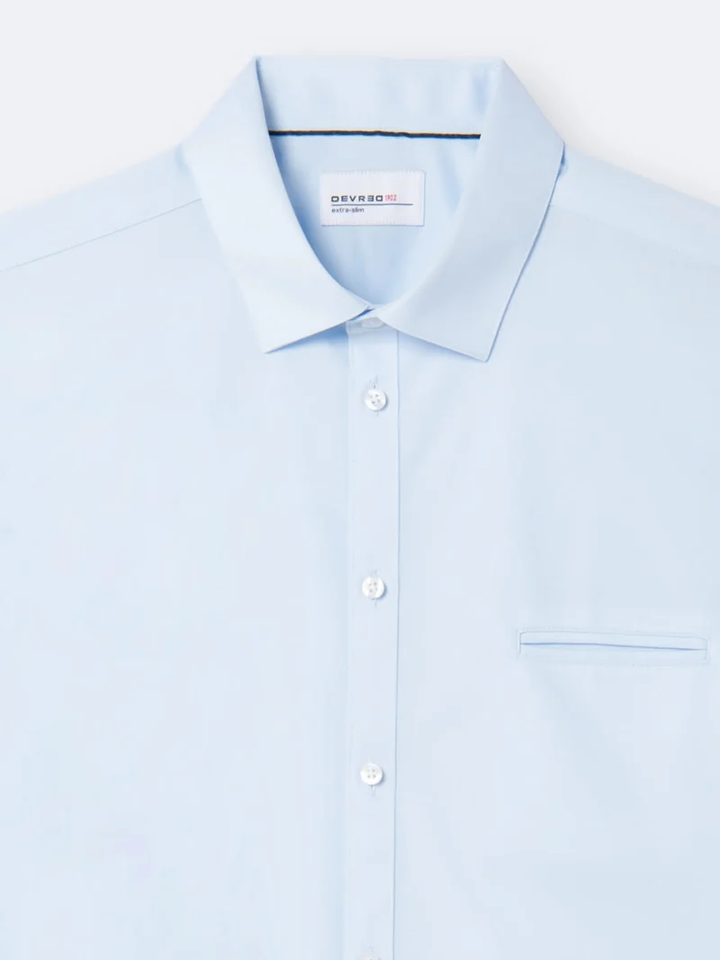 Chemise stretch facile à entretenir