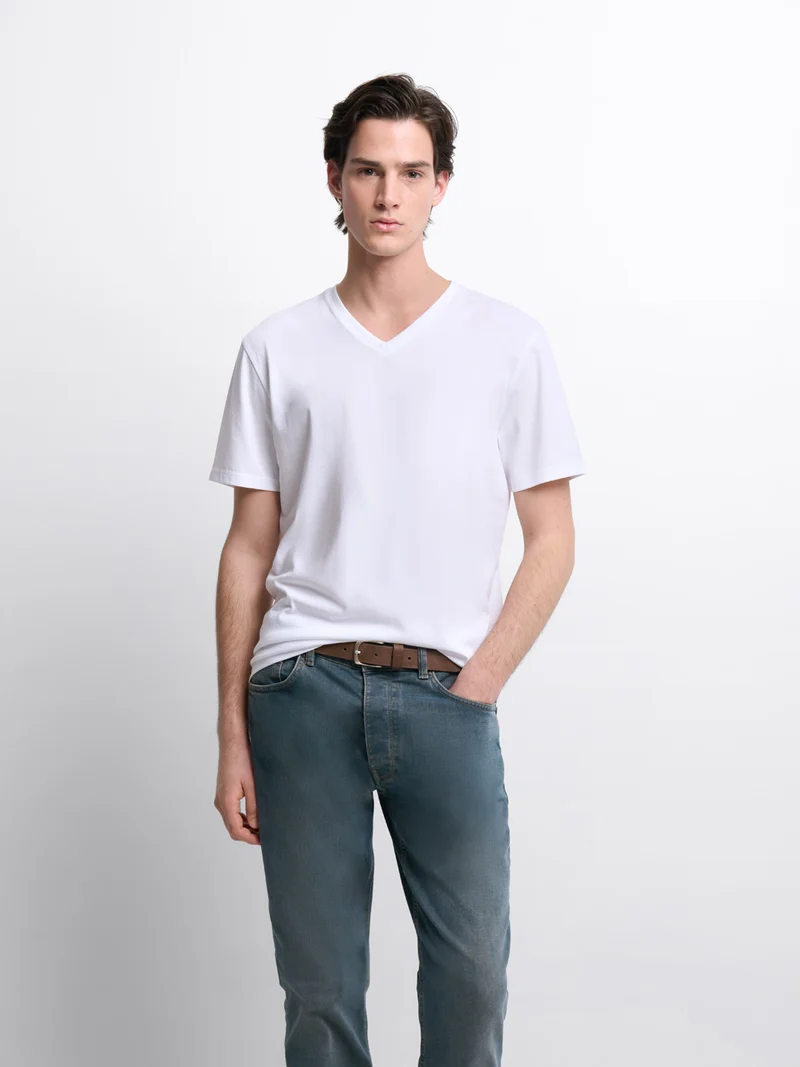T-shirt col V en coton Supima®