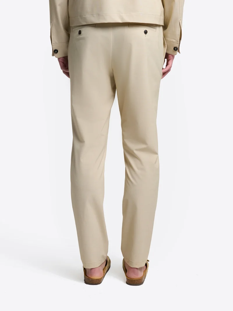 Chino slim taille semi-élastiquée