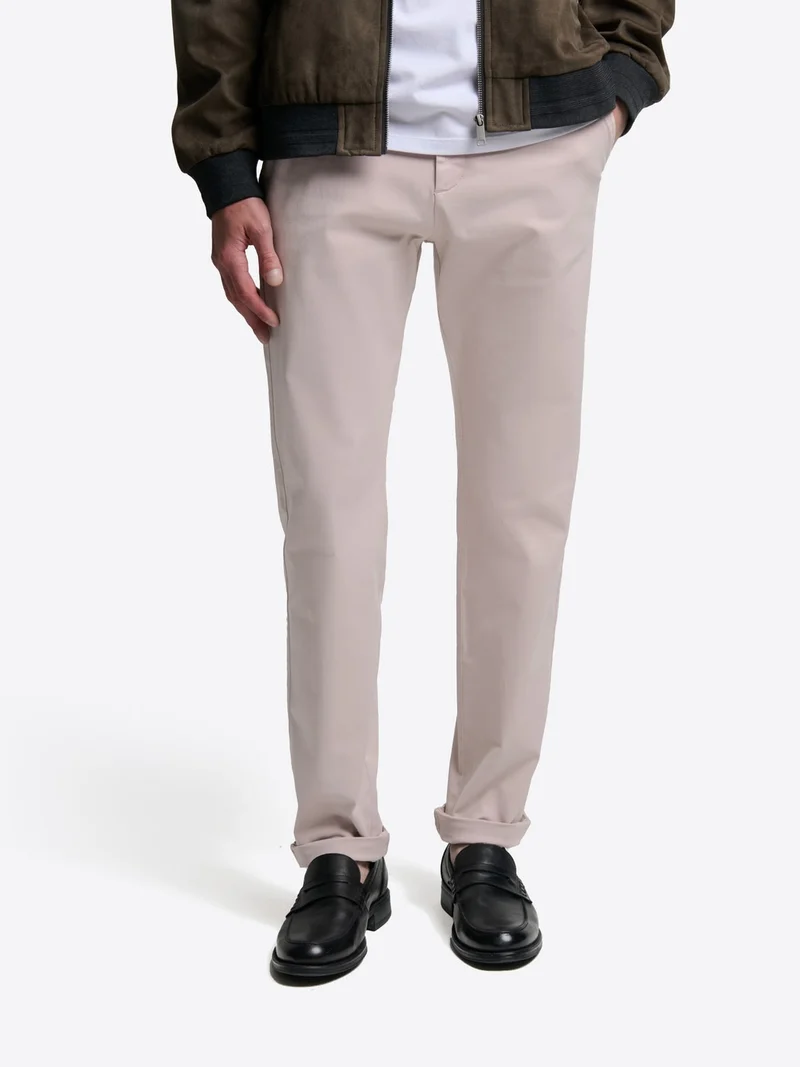 Chino slim en coton mélangé
