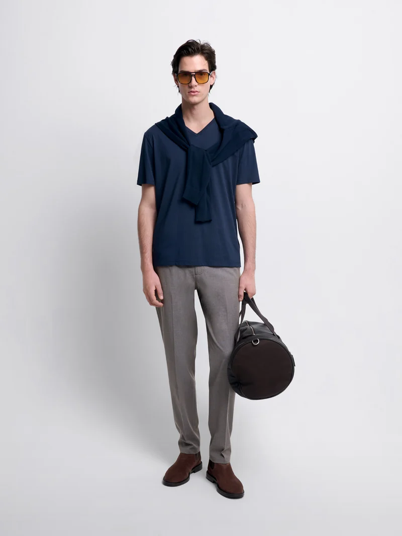 T-shirt col V en coton Supima®
