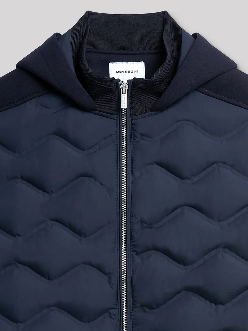 Veste legère à capuche matelassé