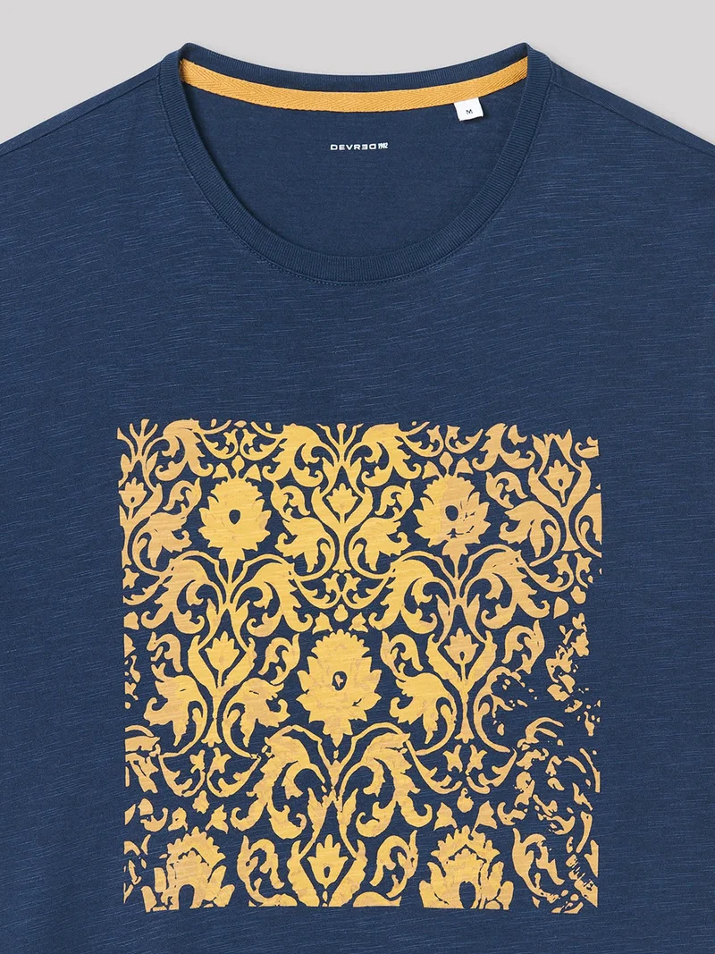Tee-shirt en coton majoritaire