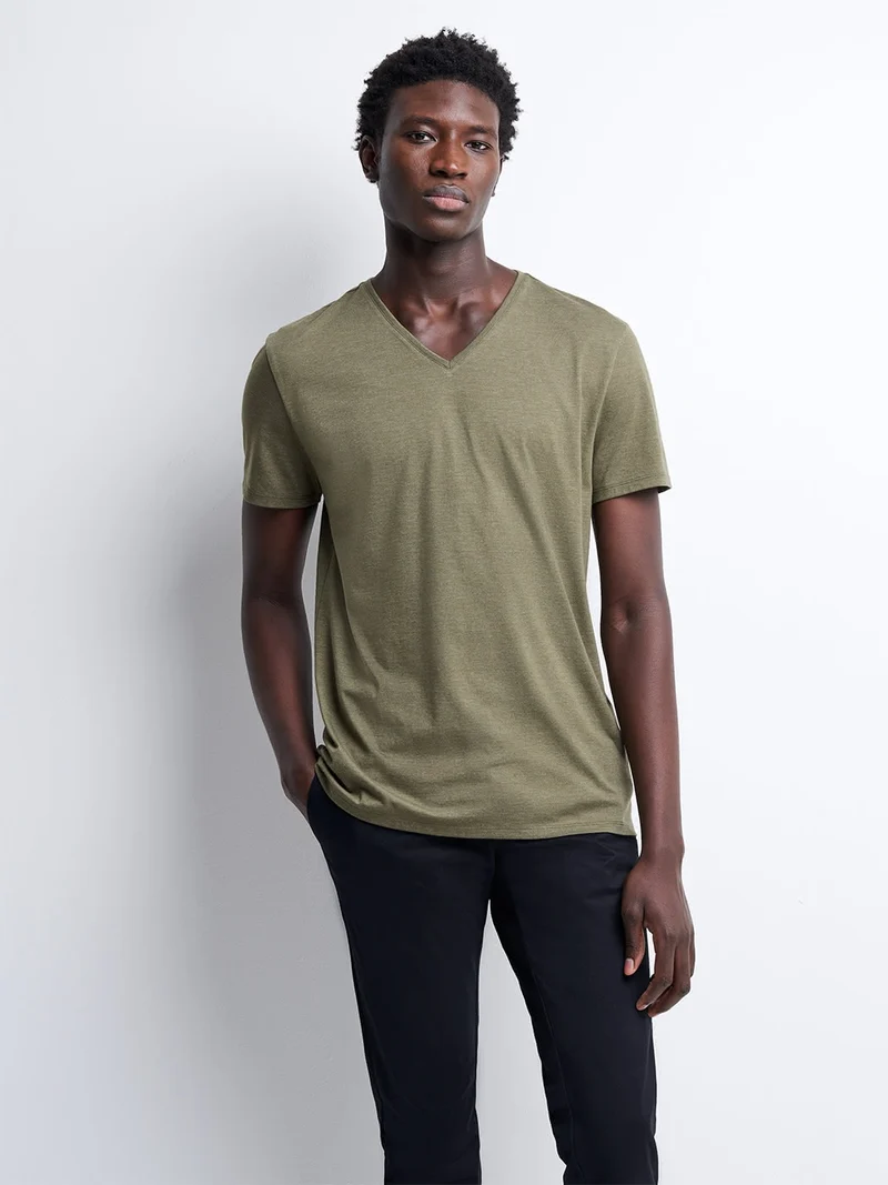 T-shirt col V mélange coton Supima®
