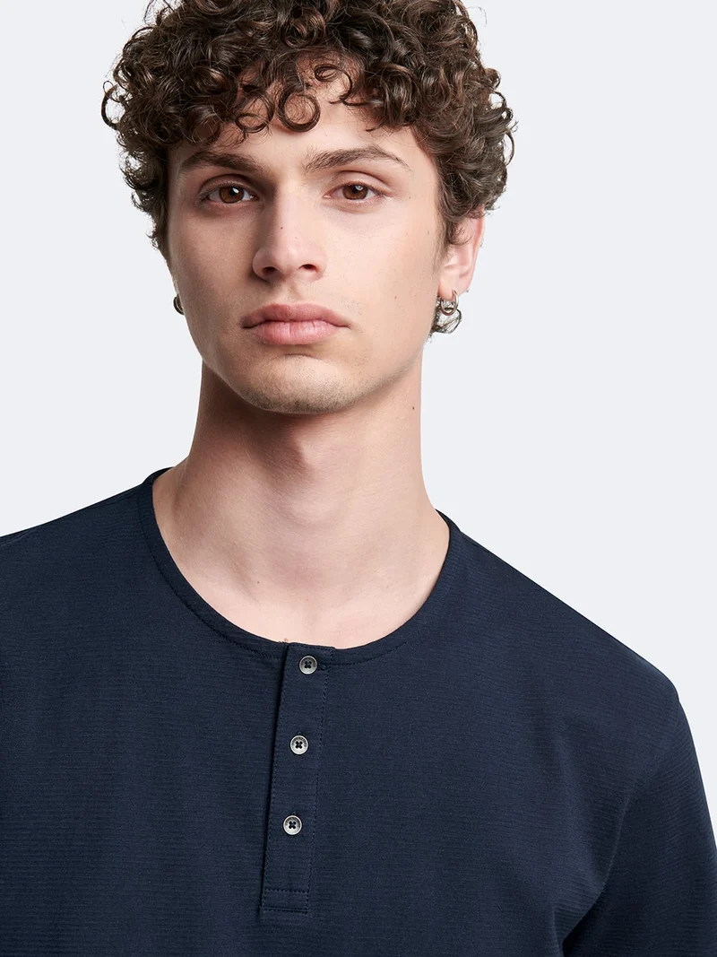 T-shirt col tunisien en coton
