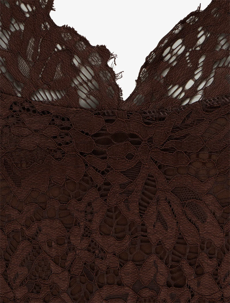 Combinaison en dentelle à boucle bijou - Marron