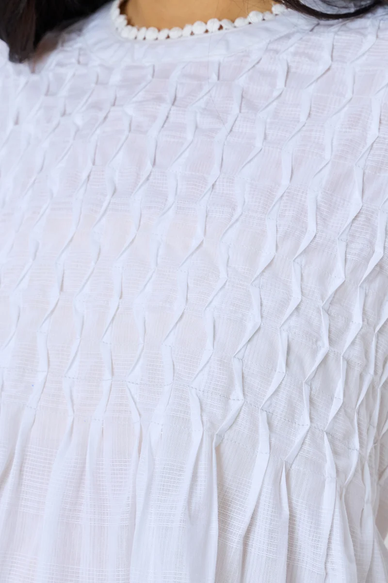 Jessei|100% Cotton Tuck & Lace Detail Flared Top