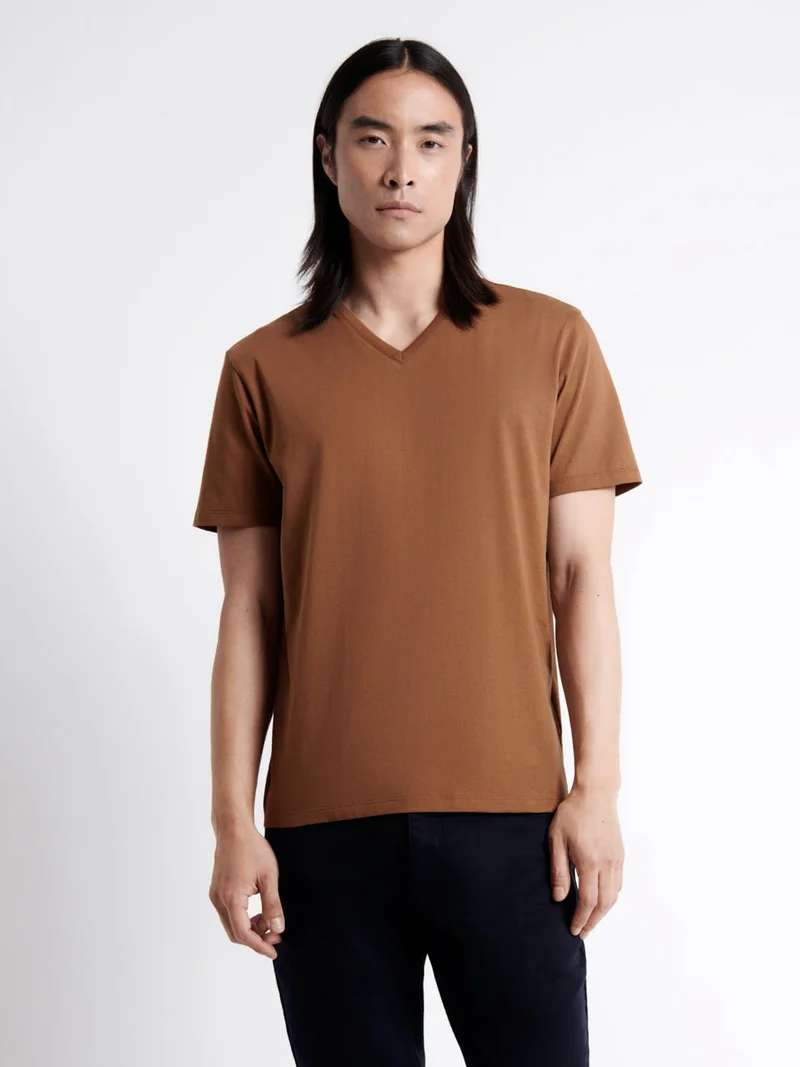 T-shirt col V en coton Supima®