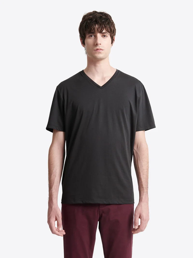 T-shirt col V en coton Supima®