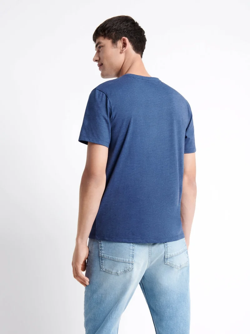 T-shirt col V mélange coton Supima®