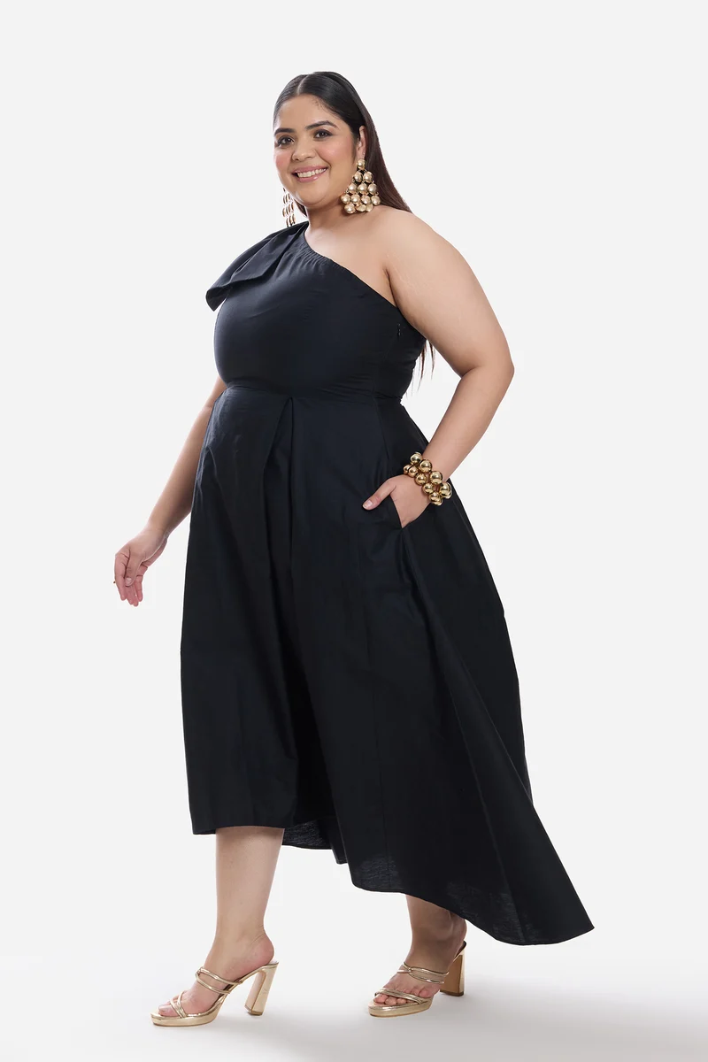 Brina|Cotton One Shoulder Bow Gown
