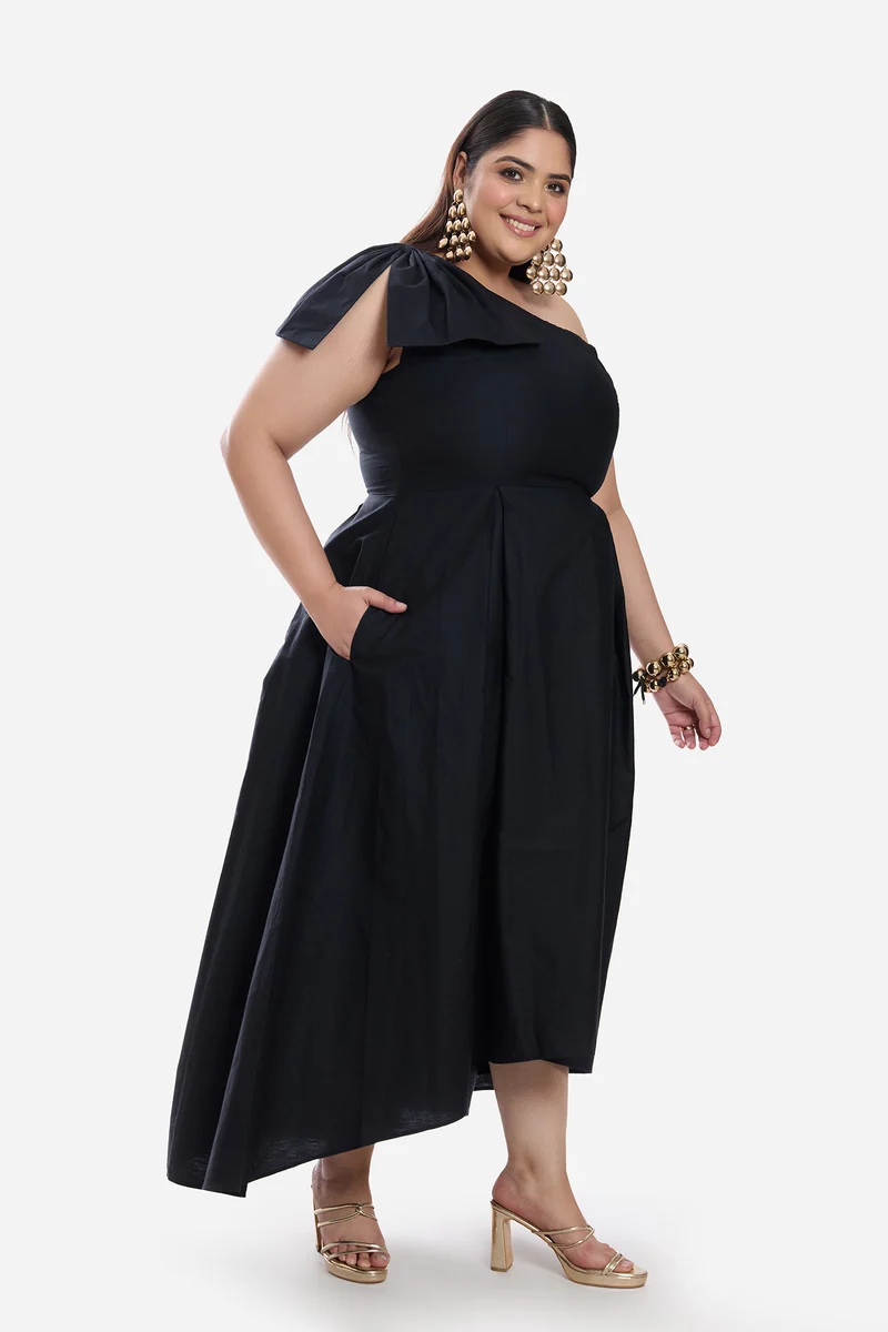 Brina|Cotton One Shoulder Bow Gown