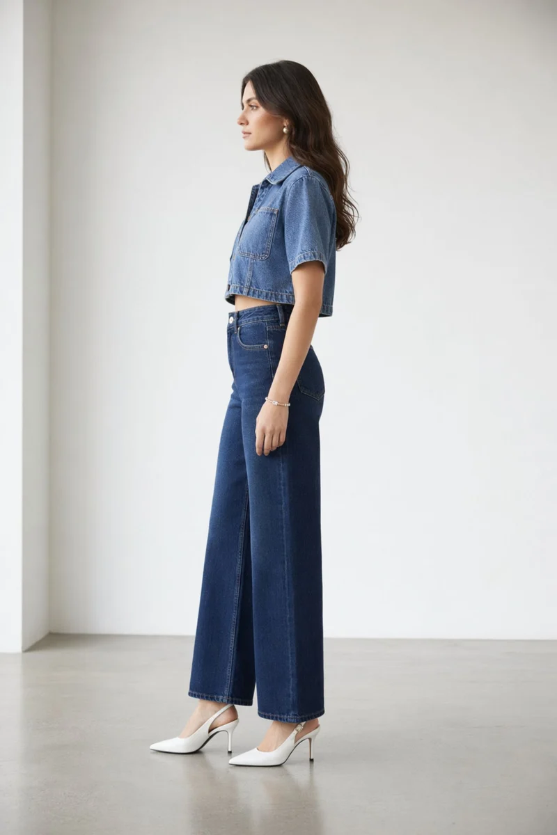Eimear|100% Cotton Cropped Denim Shirt