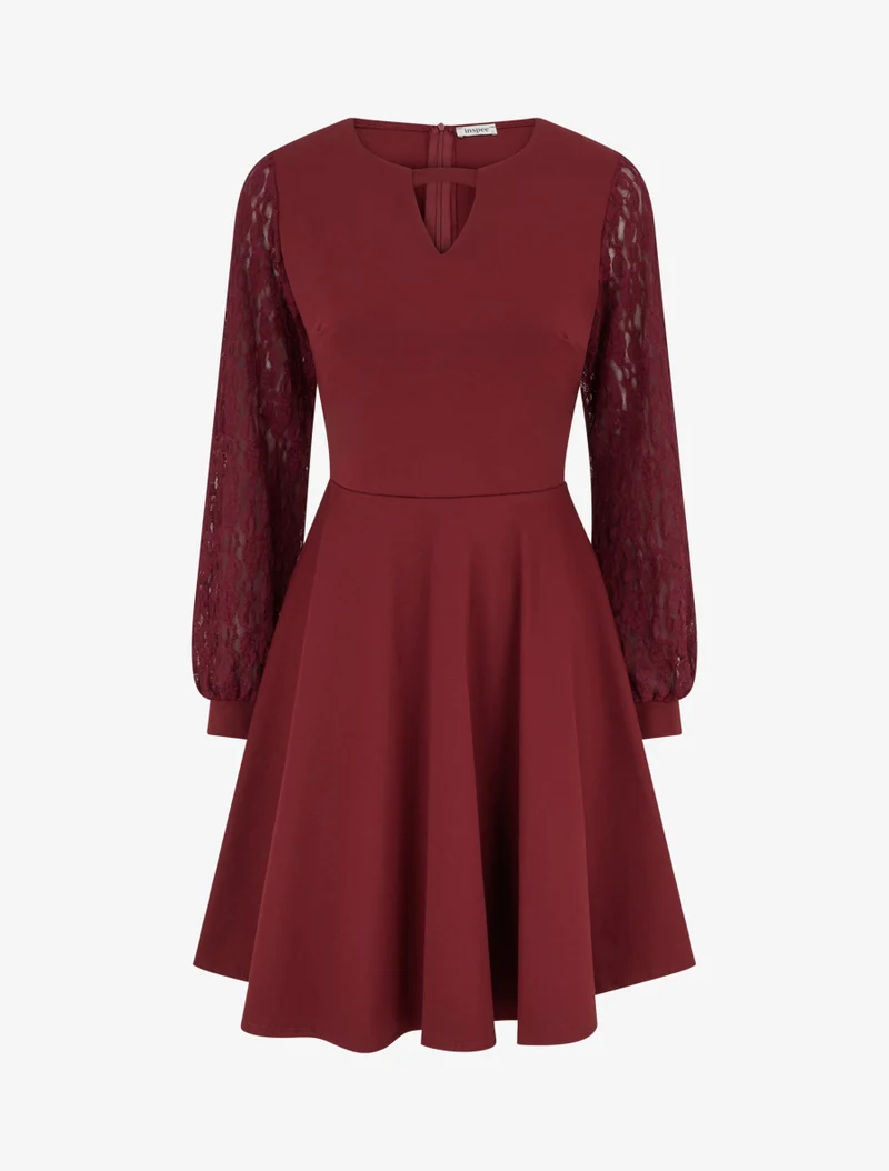 Robe patineuse à manches longues en dentelle - Bordeaux