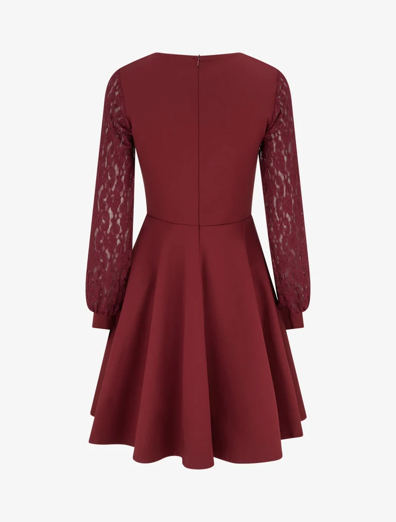Robe patineuse à manches longues en dentelle - Bordeaux