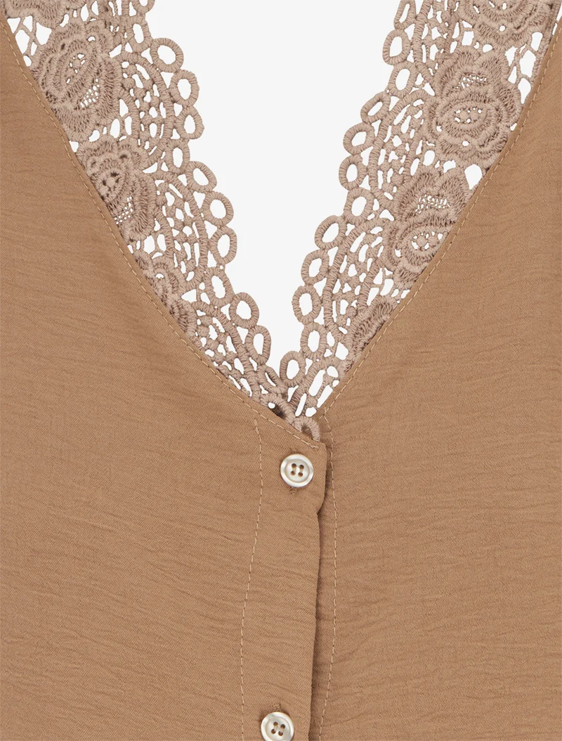 Blouse droite à col V en dentelle - Camel