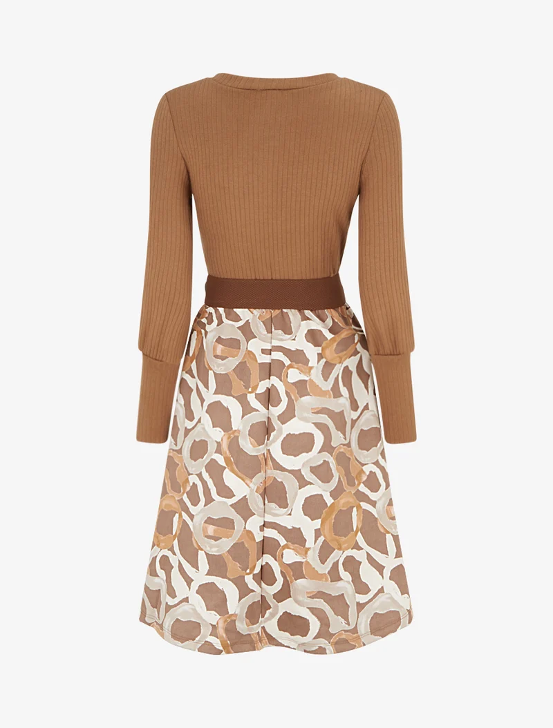 Robe évasée en maille et suédine imprimé ronds stylisés - Camel