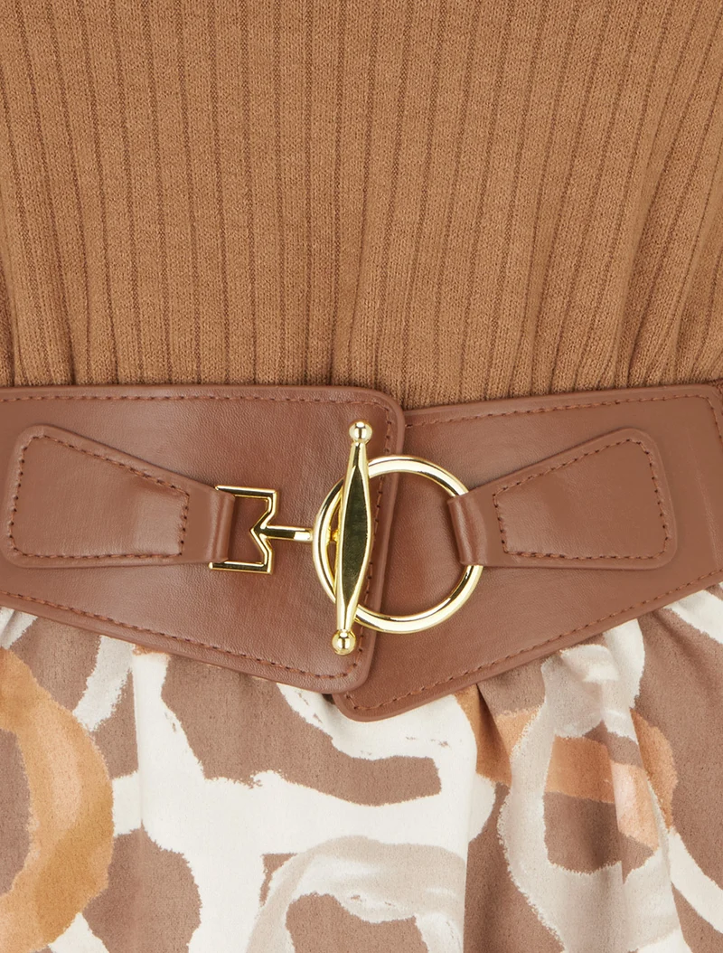 Robe évasée en maille et suédine imprimé ronds stylisés - Camel