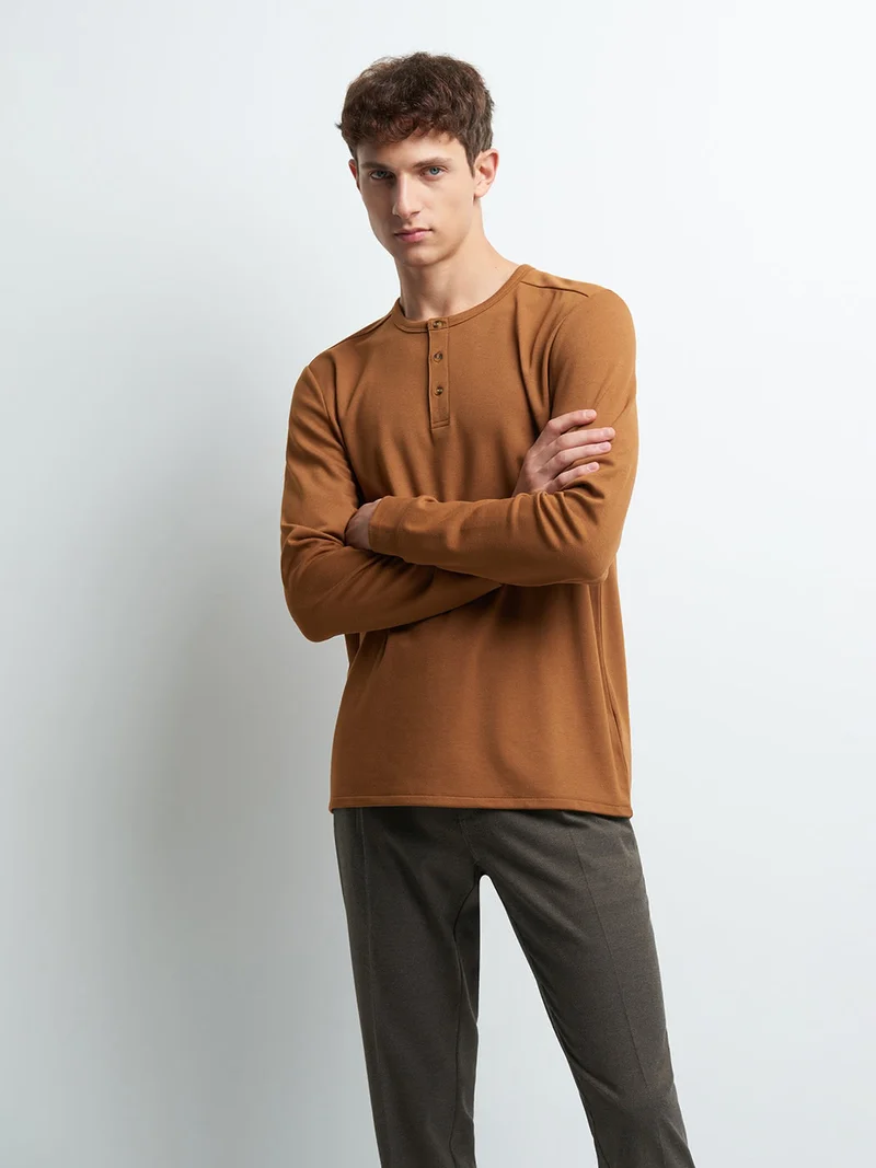 Tee-shirt manches longues molletoné