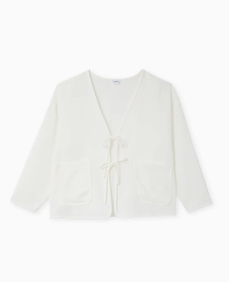 Veste légère et droite avec nouettes