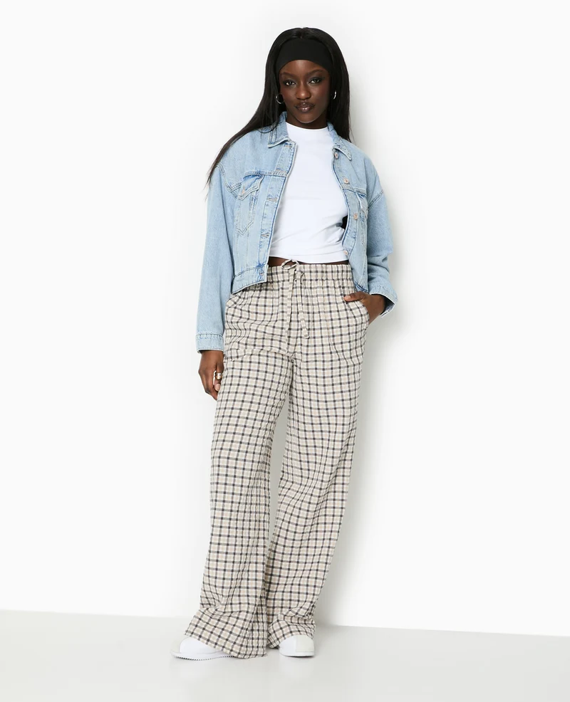 Pantalon droit à carreaux