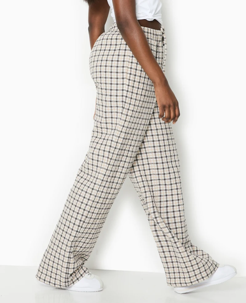Pantalon droit à carreaux