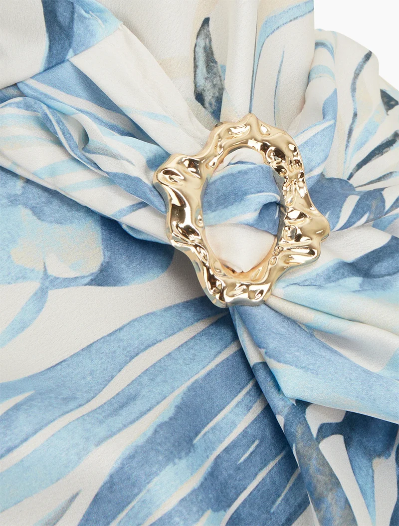 Top satiné imprimé feuilles et bretelle à bijou - Bleu