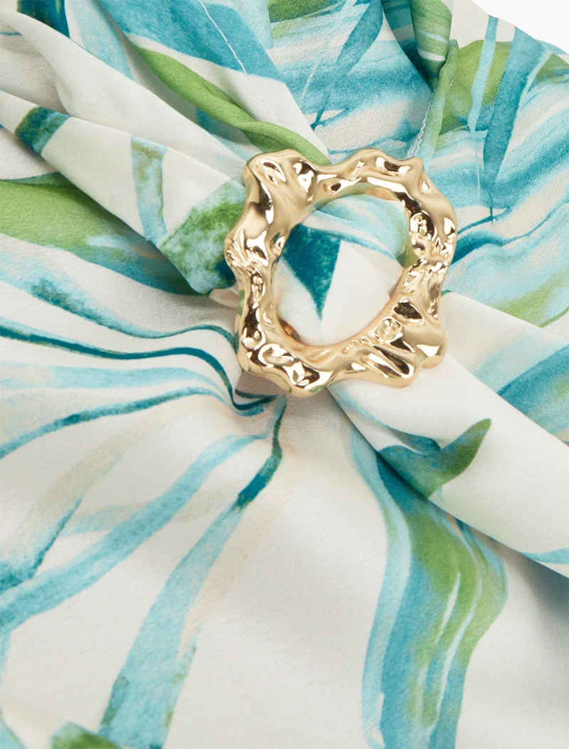 Top satiné imprimé feuilles et bretelle à bijou - Turquoise