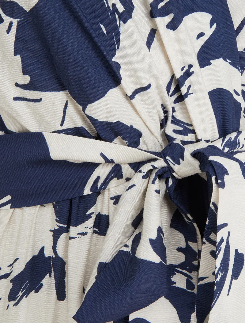 Robe longue imprimé fleurs tropicales à manches courtes - Marine