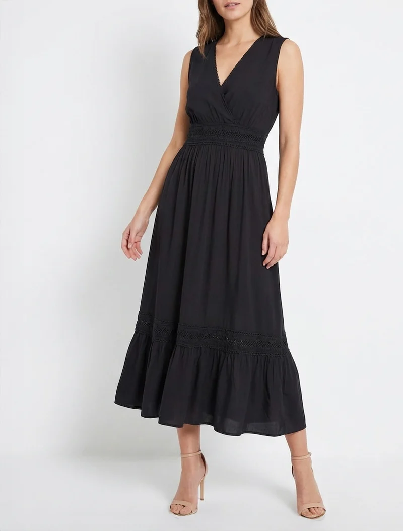 Robe sans manches à broderies - Noir